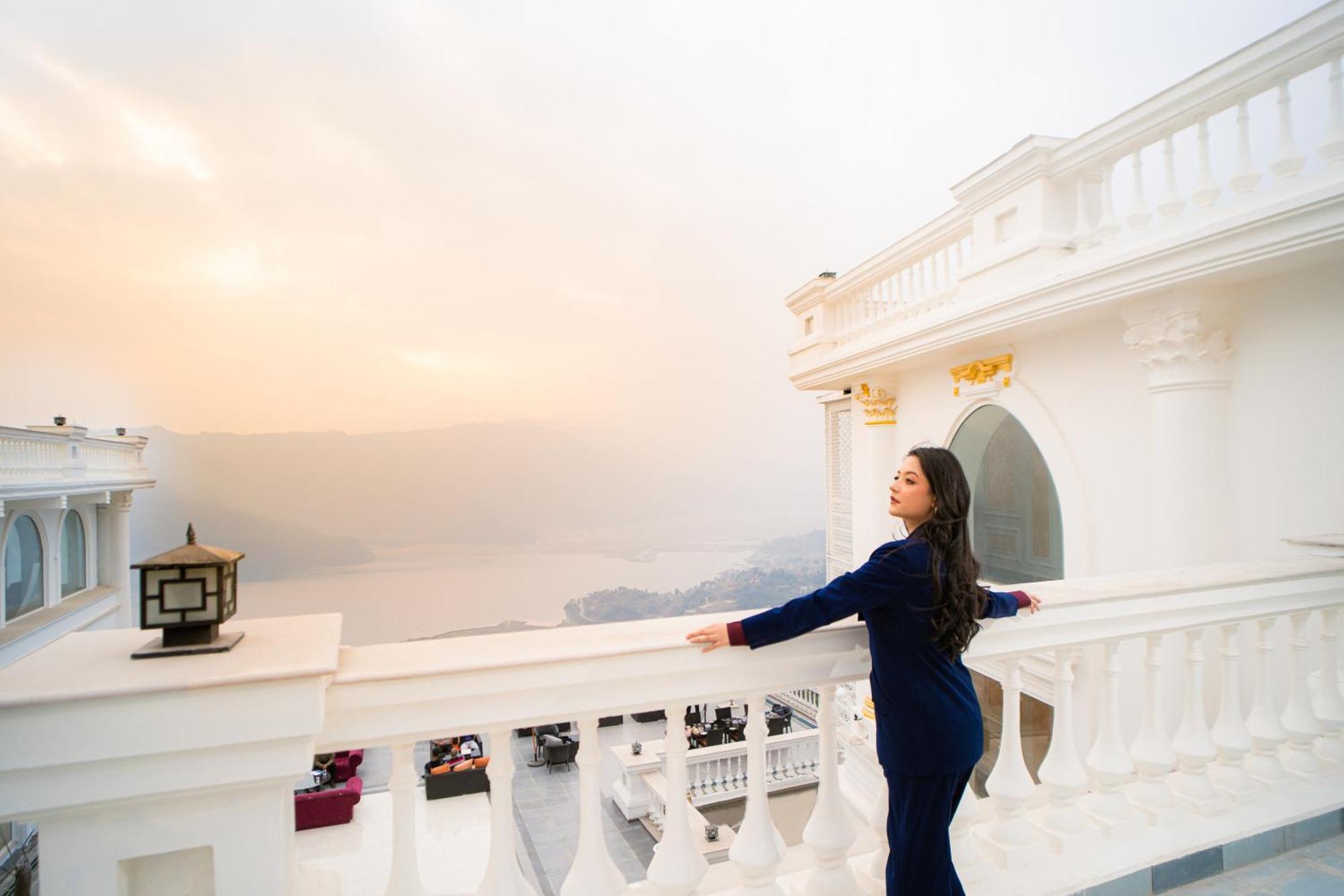 Le Glamour Resort & Wellness Spa Pokhara Dış mekan fotoğraf