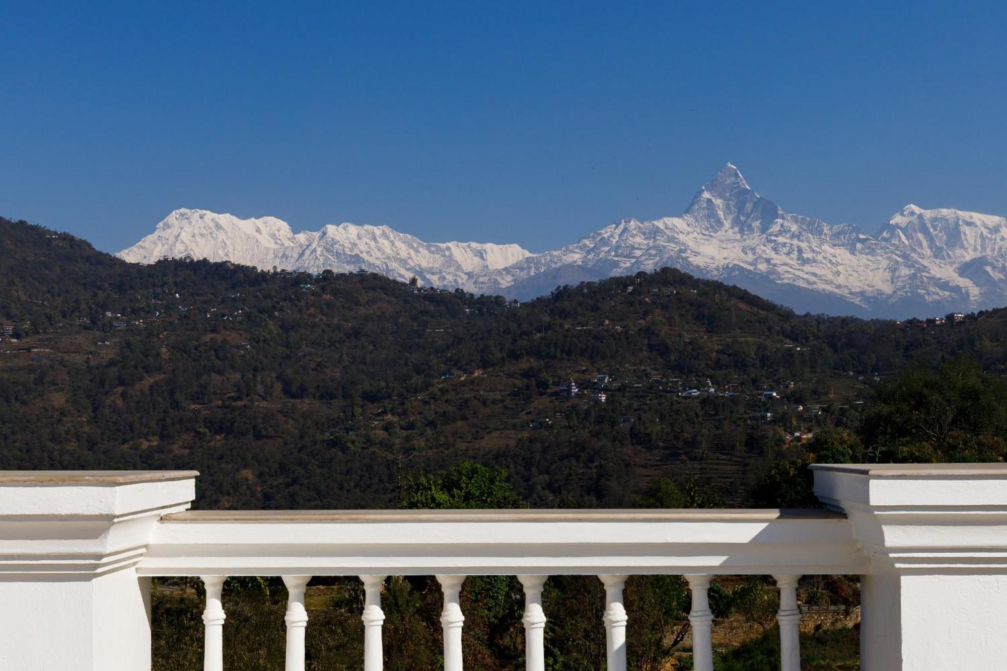 Le Glamour Resort & Wellness Spa Pokhara Dış mekan fotoğraf